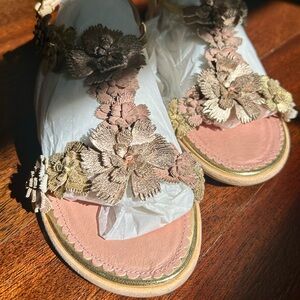 Anthropologie Miss Albright Metallic Flowers Sandal NWT